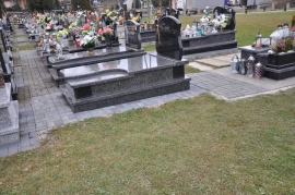 Grób
