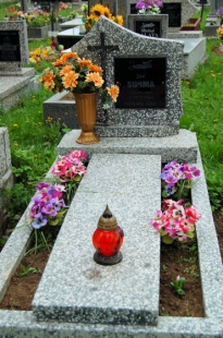 Grób