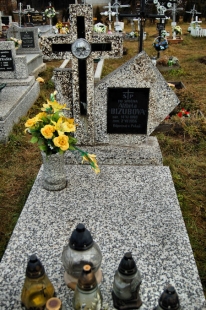 Grób